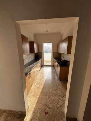 Building Lobby in 4 BHK Apartment at SS Linden, Sector 84 – for Rent