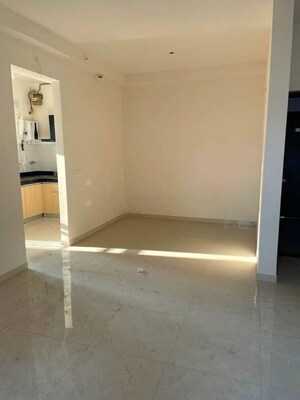 Room in 3 BHK Apartment at Godrej Infinity, Keshav Nagar – for Rent