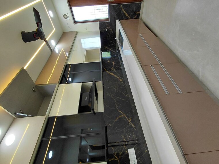 Kitchen, bptp-district-3 3 Bedroom 180 Sq.Yd. Builder Floor In Sector 85 Faridabad 10185046