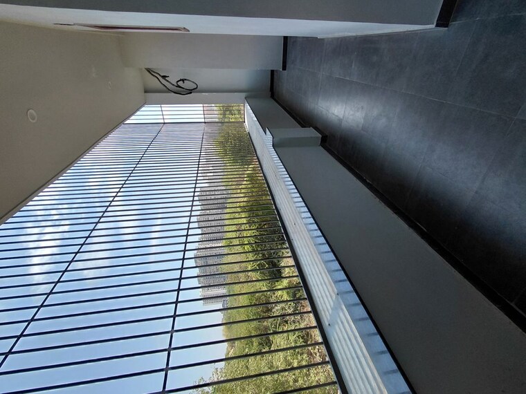 Balcony, bptp-district-3 3 Bedroom 180 Sq.Yd. Builder Floor In Sector 85 Faridabad 10185046