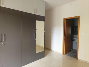 Room in 2 BHK Apartment at Sobha Dream Gardens, Thanisandra Main Road – for Rent