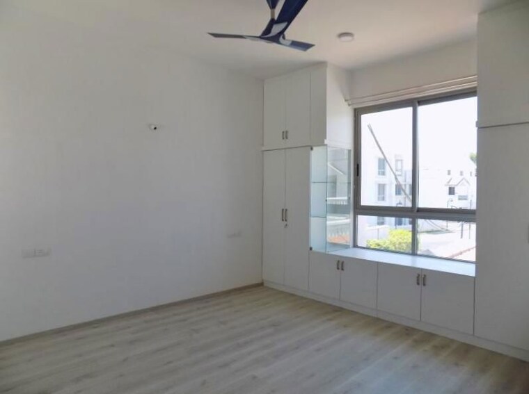 Room, hiranandani-the-villas 3 Bedroom 2424 Sq.Ft. Villa In Devanahalli Bangalore 10185075