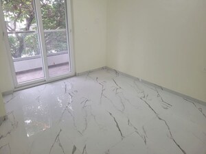 Room in 3 BHK Apartment at Sushil Akashdeep CHS, Bhosale Nagar – for Rent