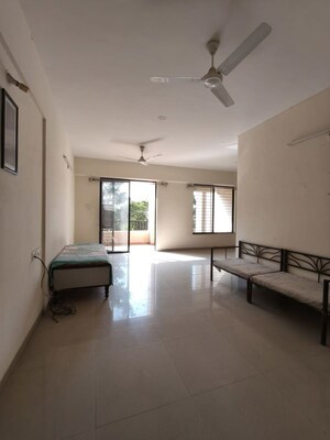 Room in 3 BHK Apartment at Kolte Patil Margosa Heights, Mohammadwadi – for Rent