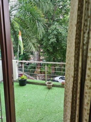 Balcony in 3 BHK Builder Floor at Nehru Enclave – for Rent