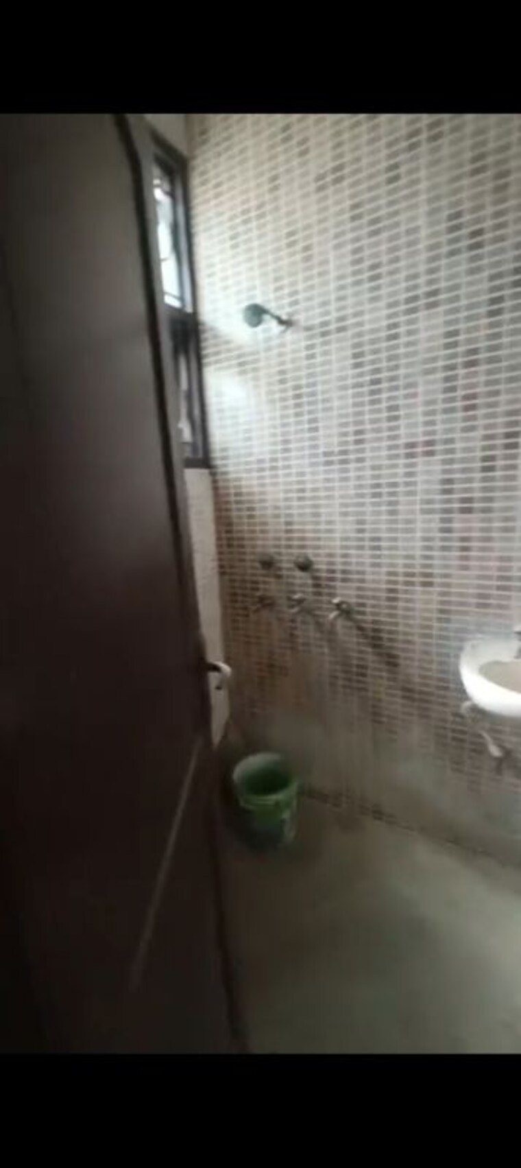 Bathroom, sector 8 3 Bedroom 2258 Sq.Ft. Builder Floor In Sector 8 Faridabad 10185252