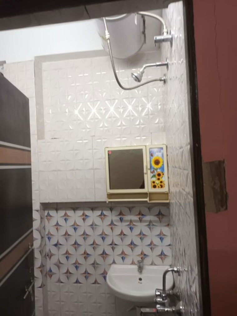 Bathroom, wadgaon sheri 2 Bedroom 850 Sq.Ft. Apartment In Wadgaon Sheri Pune 10185342