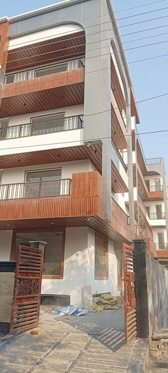 2 BHK Apartment For Rent in Shri Radhe Shyam Vatika in Sector 63, Noida