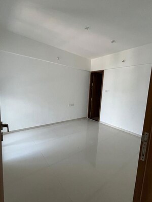 Room in 2 BHK Apartment at Majestique Signature Towers, Balewadi – for Rent