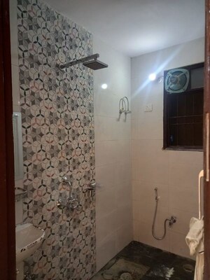 Bathroom in 2 BHK Builder Floor at Mandi – for Rent