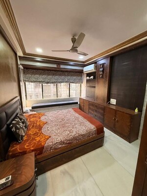 Master Bedroom in 3 BHK Apartment at Andheri West – for Rent