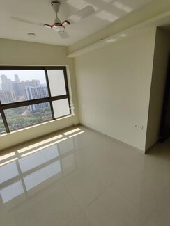 2 BHK Apartment For Rent in Kalpataru Immensa E