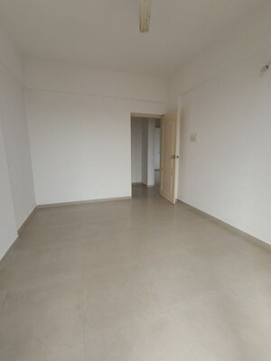 Room in 3 BHK Apartment at Kolte Patil Margosa Heights, Mohammadwadi – for Rent