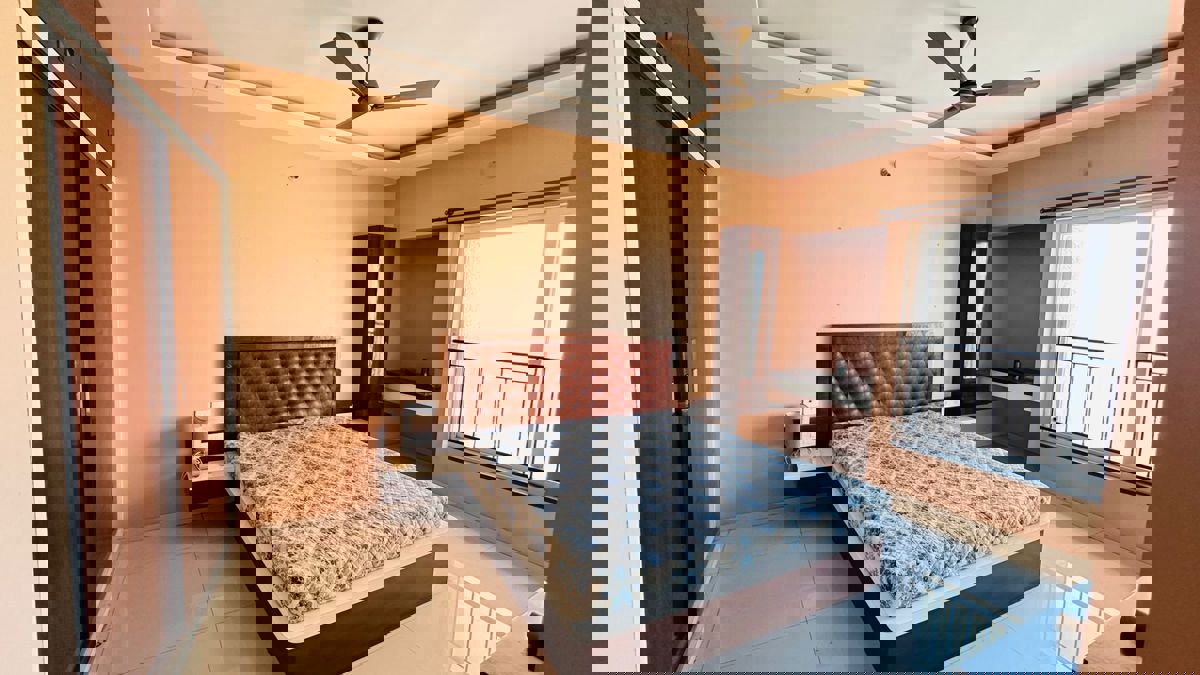 3 BHK 1218 Sq.Ft. Apartment in Rustomjee Azziano Wing I