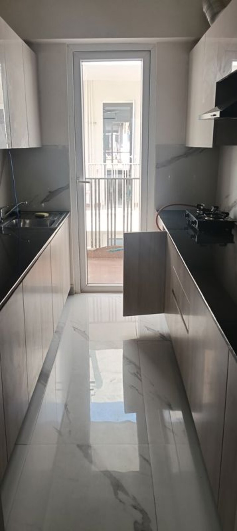 Kitchen, smart-world-gems 3.5 Bedroom 1490 Sq.Ft. Apartment In Sector 89 Gurgaon 10185632