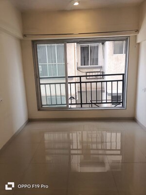Room in 1 BHK Apartment at Ketan Apartments Dadar East, Dadar East – for Rent
