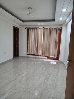 5 BHK + Basement Builder Floor For Rent in South Extension II