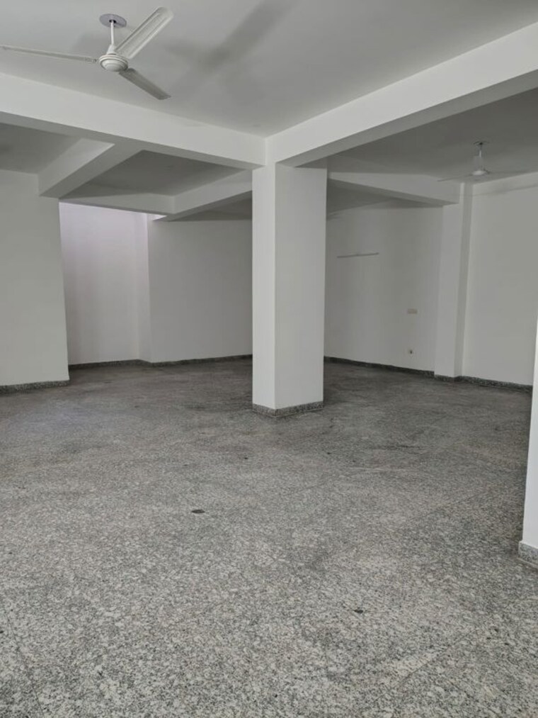 Exterior View, south extension ii 5 Bedroom 550 Sq.Yd. Builder Floor In South Extension ii Delhi 10185621