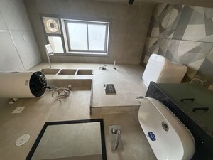 Bathroom in 1 BHK Builder Floor at Milestone The Galleries, Sector 15 ii – for Rent
