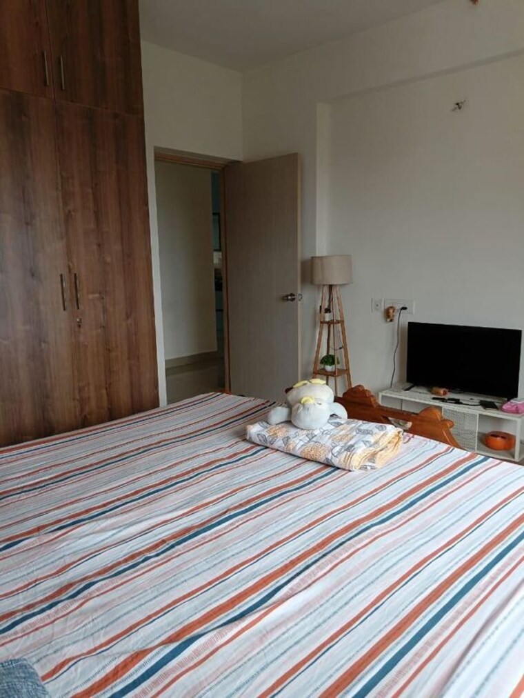 Bedroom, mantri-webcity 3 Bedroom 1740 Sq.Ft. Apartment In Hennur Bangalore 10185782
