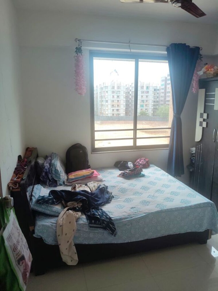 Bedroom, himalaya-pinnacle-phase-2 3 Bedroom 114 Sq.Ft. Apartment In Tragad Ahmedabad 10185871