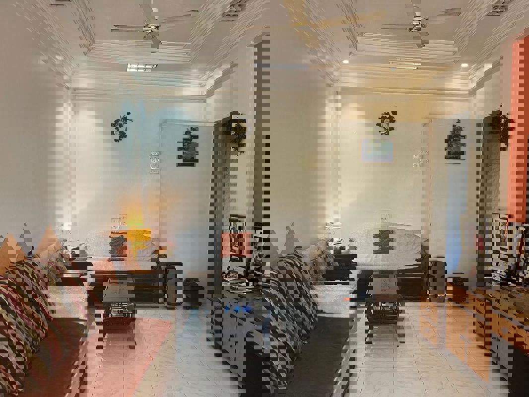 2 BHK 600 Sq.Ft. Apartment in New Girish Apartment