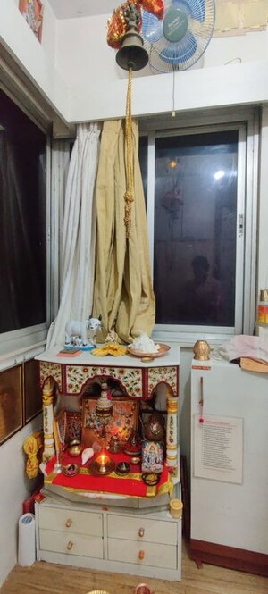 Bedroom in 2 BHK Apartment at Gulmarg Society, Chembur – for Rent