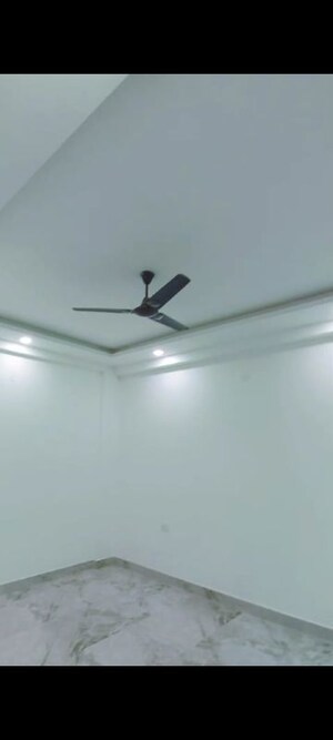 Furnished Amenities in 3 BHK Villa at Sindhuja Greens, Sector 10 Greater Noida – for Rent