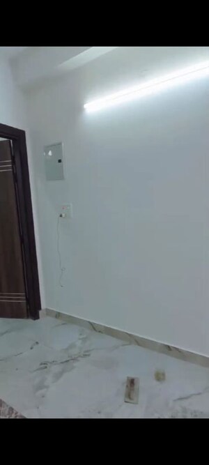 Furnished Amenities in 3 BHK Villa at Sindhuja Greens, Sector 10 Greater Noida – for Rent