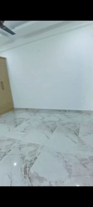 Room in 3 BHK Villa at Sindhuja Greens, Sector 10 Greater Noida – for Rent