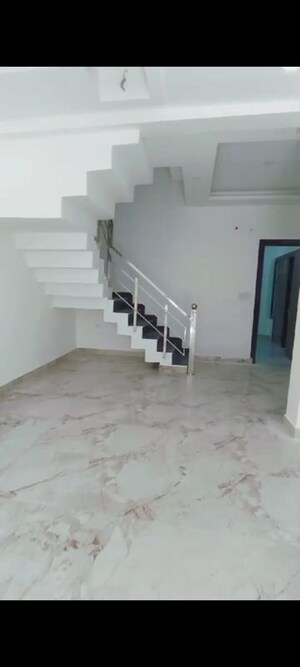 3 BHK Villa For Rent in Sindhuja Greens, Sector 10 Greater Noida