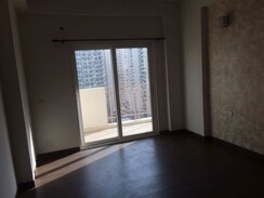 4 BHK + Servant Room Apartment For Rent in Mahagun Moderne