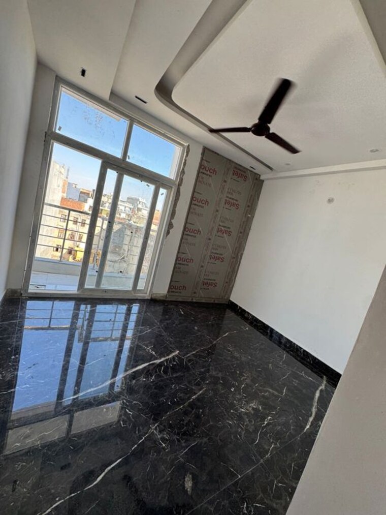 Balcony, saket 3 Bedroom 1500 Sq.Ft. Builder Floor In Saket Delhi 10186377