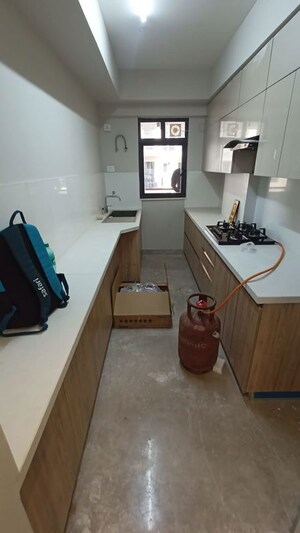 Master Bedroom in 3 BHK Apartment at Signature Global City 63A, Sector 63a – for Rent