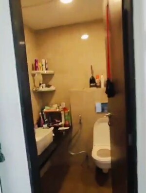 Furnished Amenities in 3 BHK Apartment at The Park Residency Andheri, Andheri West – for Sale