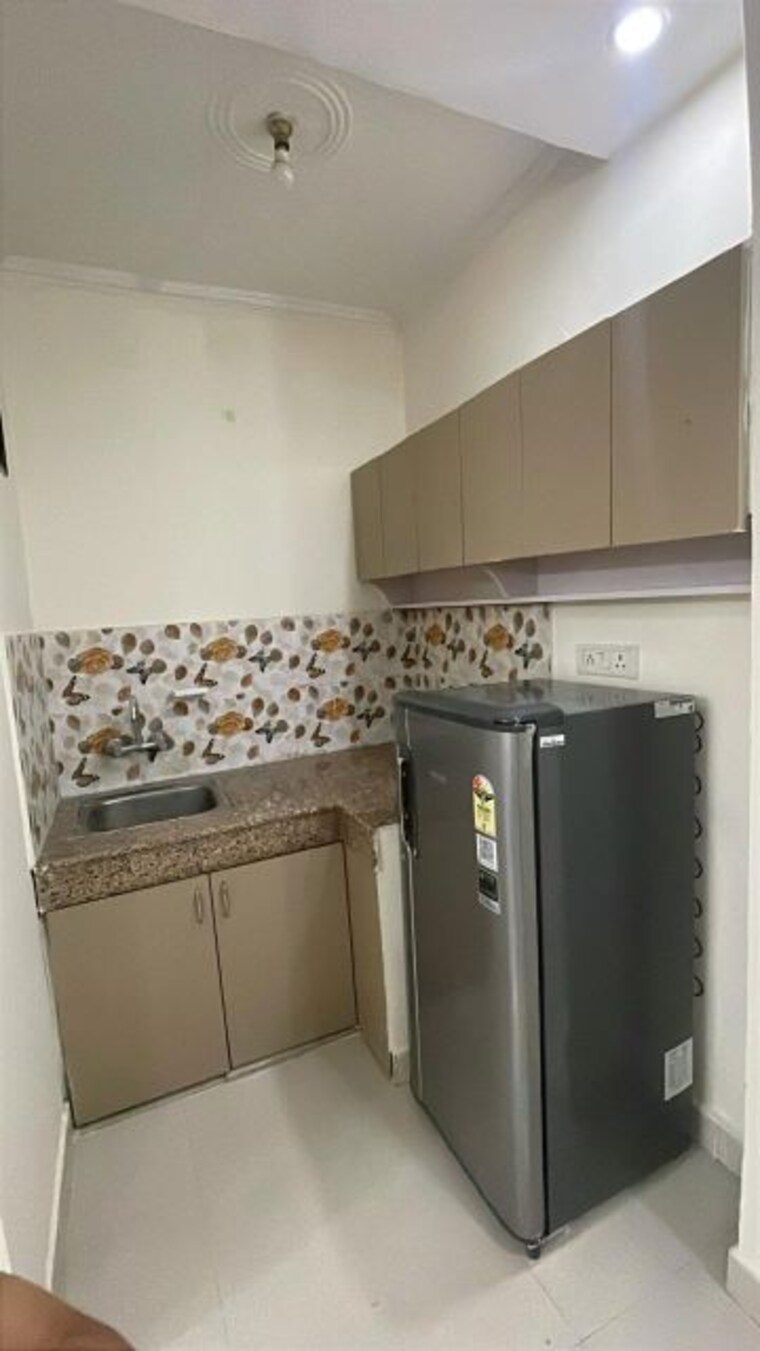 Kitchen, vipul-square 1 RK 450 Sq.Ft. Builder Floor In Sushant Lok I Gurgaon 10186534