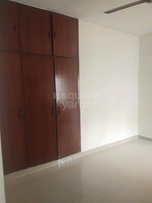 Room in 3 BHK Builder Floor at Vasant Enclave – for Sale