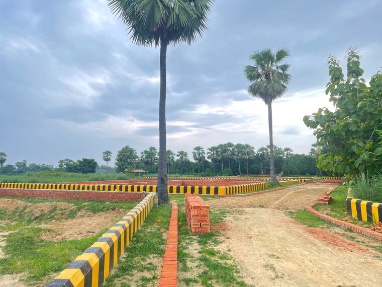Garden, wave-city  153 Sq.Yd. Plot In Wave City Ghaziabad 10186537