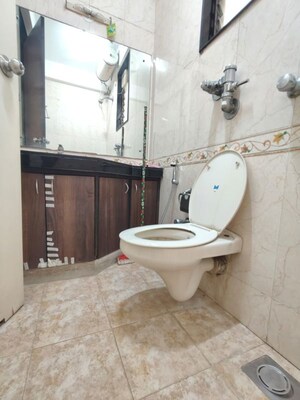 Bathroom in 3 BHK Apartment at Lake Primrose, Powai – for Rent