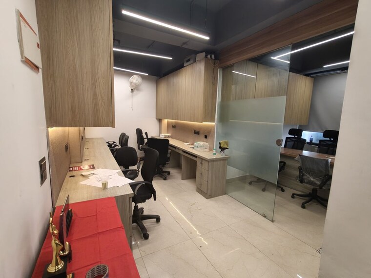 Team Area, netaji subhash place Commercial Office Space 538 Sq.Ft. In Netaji Subhash Place Delhi 10186905