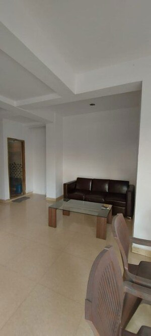  Shop – Exterior View View at Ramprastha Greens Royal Park, Vaishali Sector 5 - for Rent