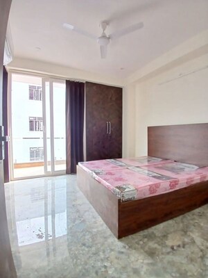 Bedroom in 2 BHK Builder Floor at Uday Arden 45, Sector 45 – for Rent
