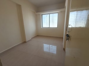 Room in 2 BHK Apartment at Sulai Complex, Mohammadwadi – for Rent