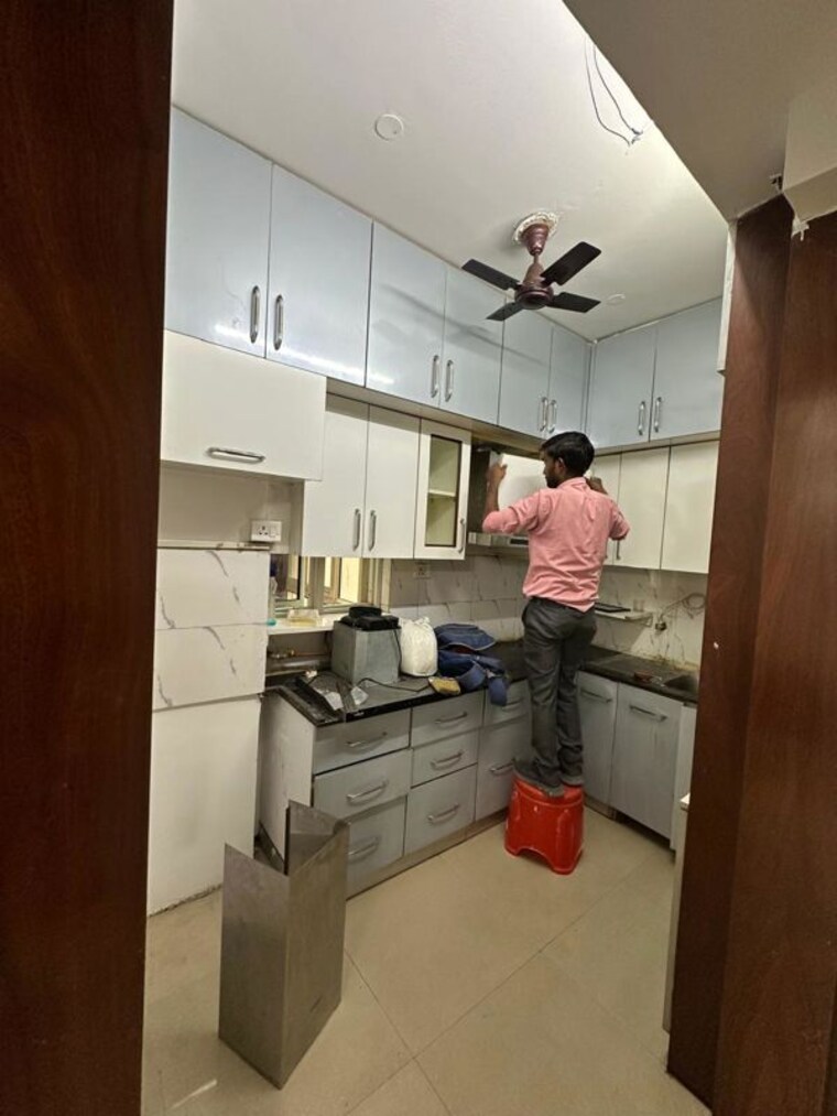 Team Area, supertech-cape-town 2 Bedroom 1082 Sq.Ft. Apartment In Sector 74 Noida 10186979