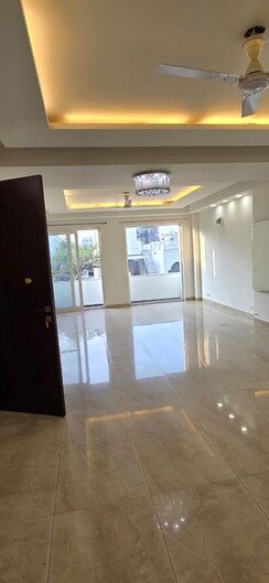 3 BHK Builder Floor For Rent in Dayanand Vihar