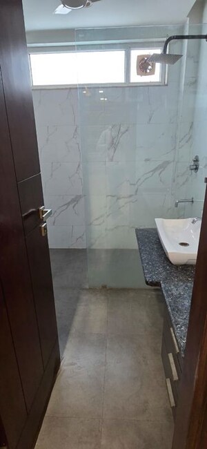 Bathroom in 3 BHK Builder Floor at Dayanand Vihar – for Rent