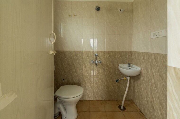 Bathroom, bda-apartments-kaniminike 2 Bedroom 875 Sq.Ft. Apartment In Kumbalgodu Bangalore 10122017