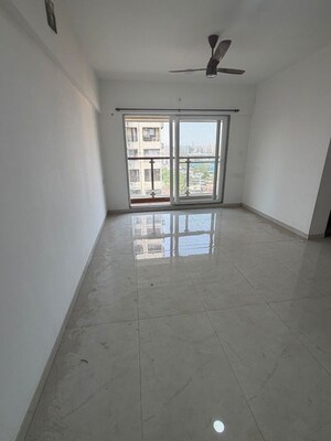 2 BHK Apartment For Rent in Vaibhavlaxmi Queens Glory, Chembur