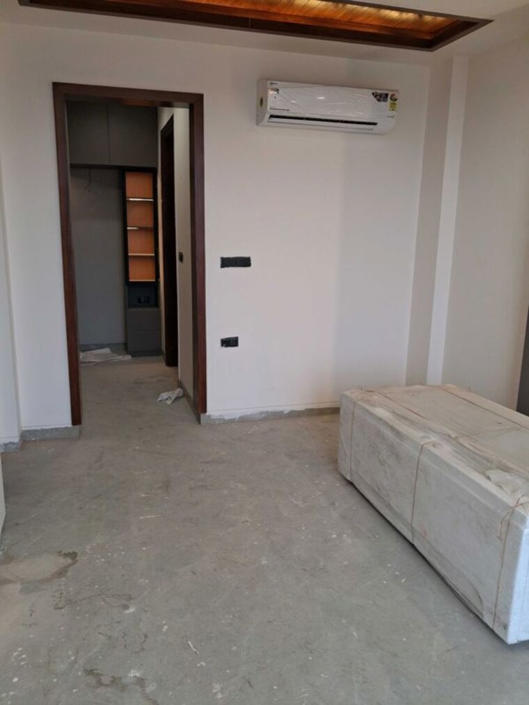 Room, sector 89 4 Bedroom 2700 Sq.Ft. Builder Floor In Sector 89 Faridabad 10188220
