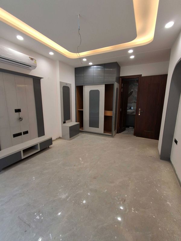 4 BHK + Pooja Room Builder Floor For Sale in Sector 89